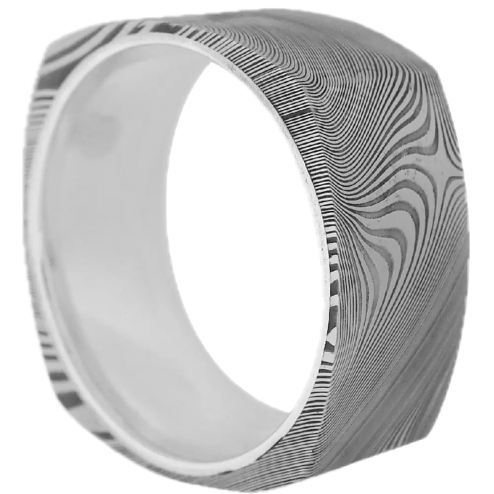 viereckiger Ring aus Torsionsdamast mit Silber ausgekleidet