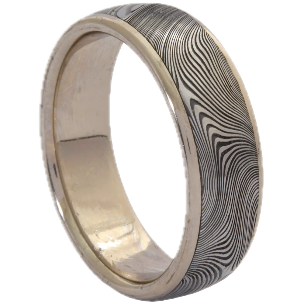 Ring aus Damaszenerstahl kombiniert mit 585 Weißgold