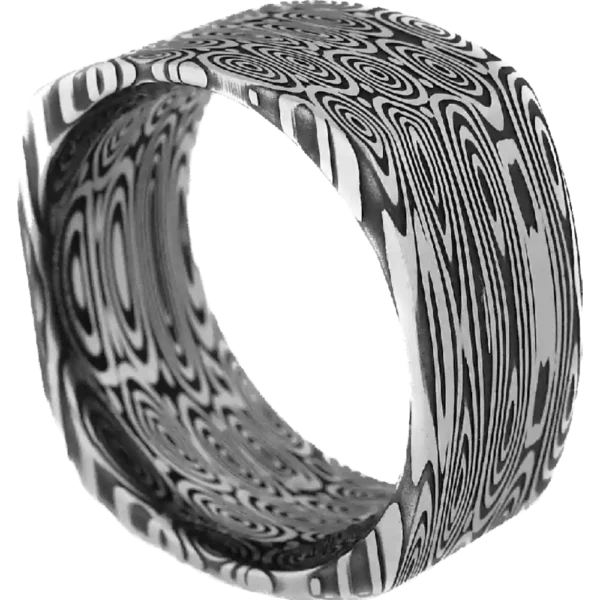 viereckiger Ring aus Damaststahl